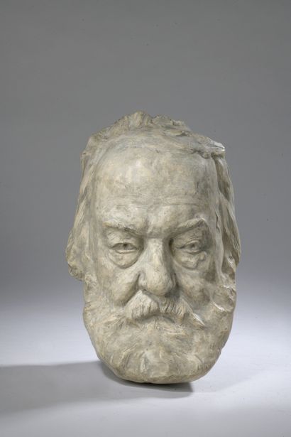  Jean-Georges ACHARD (1871-1934) 
Mask of Victor Hugo 
Proof in plaster. 
Signed...