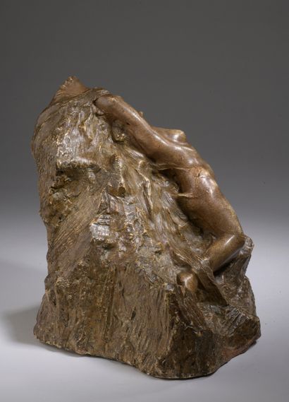 null Madeleine JOUVRAY (1862-1935)

Andromeda tied to her rock

Patinated plaster.

Signed...