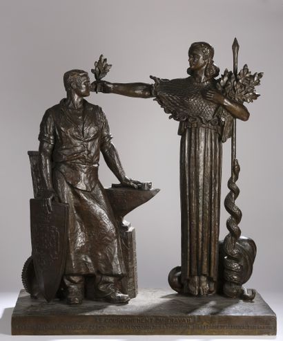 null Raymond Émile COUVEGNES (1893-1985)

The Coronation of Work

About 1931.

Bronze...