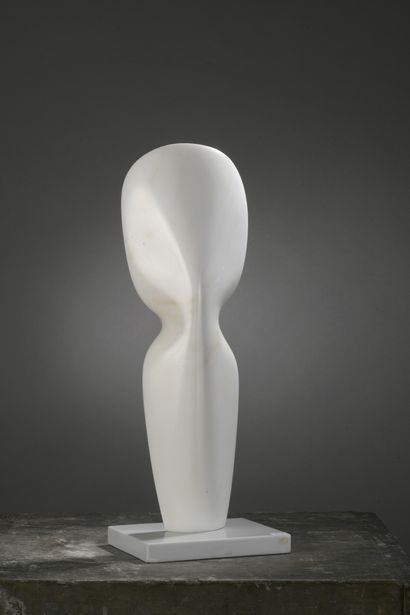 null Mircea MILCOVITCH (born 1941)

Opus 827

Carrara marble.

Signed on the back...