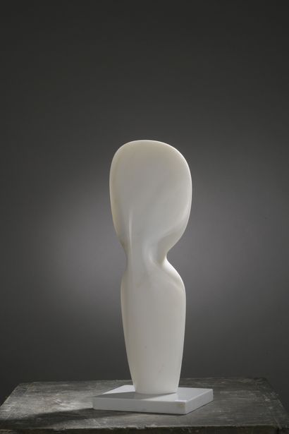 null Mircea MILCOVITCH (born 1941)

Opus 827

Carrara marble.

Signed on the back...