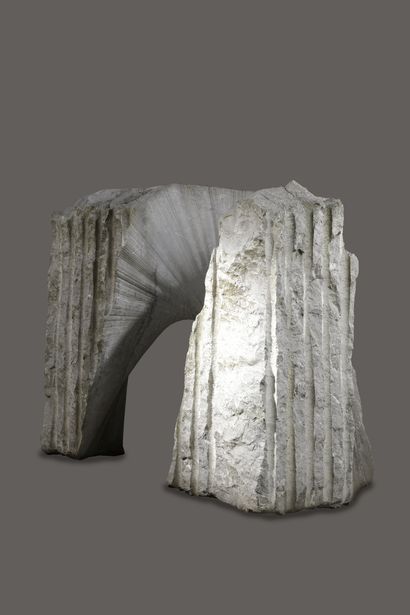 null Peter BRIGGS (1950)

Sans titre, 1982-1984

Sculpture en marbre gris Sainte-Anne.

102...