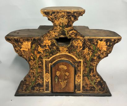 TABERNACLE with flower marquetry opening...
