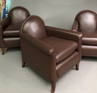 null Suite of 5 Poltrona Frau armchairs, Lyra model in brown leather, small scratches


Numbered


79...