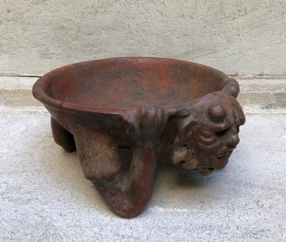 Ceramic anthropomorphic bowl, the limbs forming...