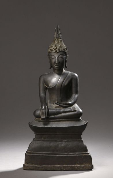 Bronze Buddha 
Burma, early 20th century...