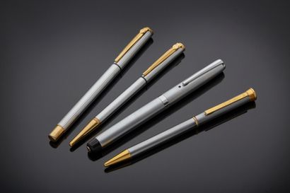 null Lot comprenant  un stylo à bille en métal brossé, modèle Sun light pen Japon,...