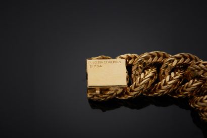 null VAN CLEEF et ARPELS by Georges LENFANT - Flexible bracelet in 18K yellow gold...