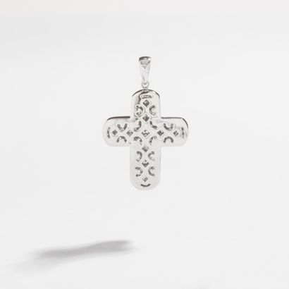 null Pendant representing a cross in white gold 18K 750/1000th paved with diamonds....