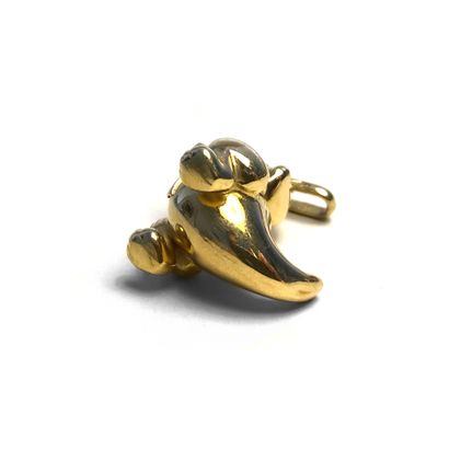 null Pendant representing an animal character in 18K yellow gold 750/1000th and enamel.

Gross...