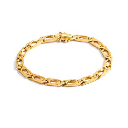 null Chain bracelet in yellow gold 18K 750/1000.

Length: 19.00 cm. Thickness: 0.60...