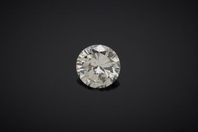 null Diamant sur papier, pesant 3,35 carats. 

Rapport d’analyse diamant du Laboratoire...