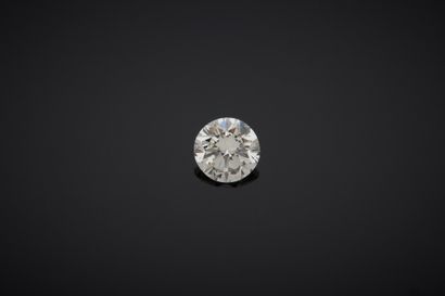 null Diamant sur papier pesant 1,10 carat. 

Dim. env. 6,60-6,65 x 4 mm