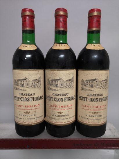 null 3 bouteilles Château PETIT CLOS FIGEAC - Saint Emilion 1975 

Étiquettes légèrement...