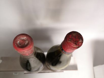 null 2 bottles La TACHE Domaine de la ROMANEE CONTI 1959 FOR SALE AS IS 

Stained...