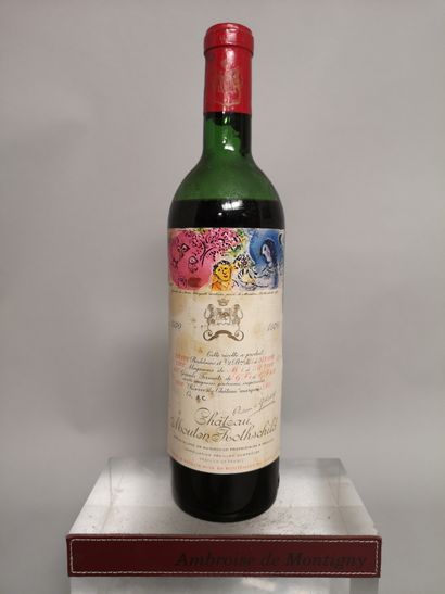 null 1 bottle Château MOUTON ROTHSCHILD - 1er Gcc Pauillac 1970 

Stained label....