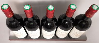 null 5 bottles Château PETITS GRAVIERS - Saint Emilion 1998