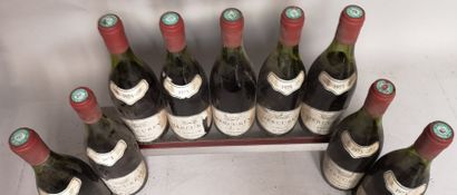 null 9 bouteilles MERCUREY- QUINSON Fils 1973 

Étiquettes tachées et abîmées. 1...