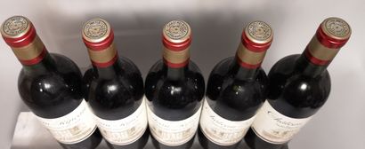 null 5 bouteilles Château RIPEAU - Saint Emilion Grand Cru Classé 1982