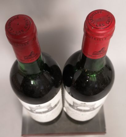 null 2 bottles Château LEOVILLE LAS CASES - 2nd Gcc Saint Julien 1976 

1 slightly...