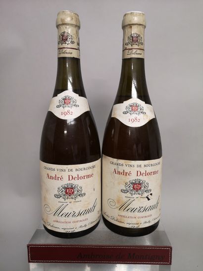 null 2 bottles MEURSAULT - André DELORME 1982 

Slightly stained labels. Levels at...