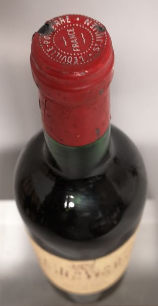 null 1 bouteille Chateau LEOVILLE POYFERRE - 2e Gcc Saint Julien 1975 

Étiquette...