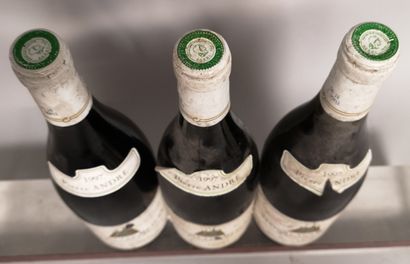 null 3 bouteilles SAVIGNY LES BEAUNE 1er Cru - Pierre André 1997 

Étiquettes tachées...