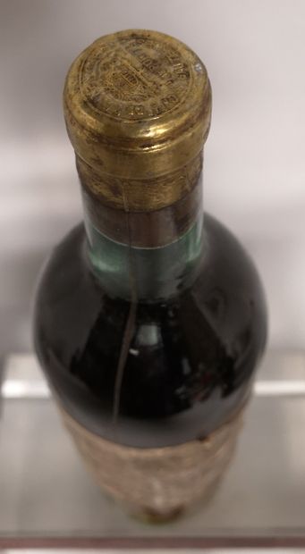 null 1 bottle Château RAYNE VIGNEAU "Crème de Tête" - 1st Cc of Sauternes 1942 

Label...
