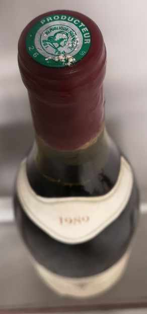 null 1 bouteille SAINT JOSEPH - CAVES de TAIN 1989 

Étiquette légèrement abîmée....