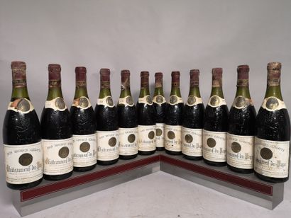 null 12 bouteilles CHATEAUNEUF DU PAPE "Les Reges Galets" - Dom. VIEUX LAZARET 1985...