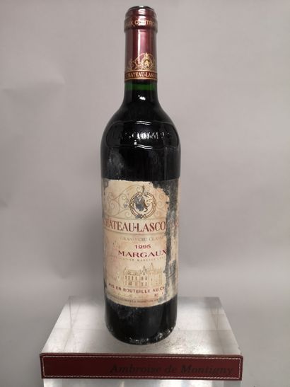 null 1 bouteille Château LASCOMBES - 2e GCC Margaux 1995 

Étiquette abîmée.