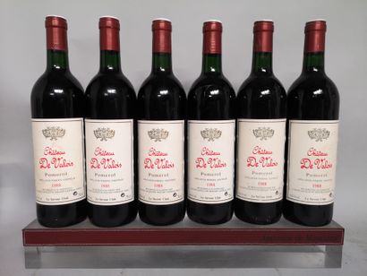 null 6 bottles Château de VALOIS - Pomerol 1988 Wooden case. 

Slightly stained ...