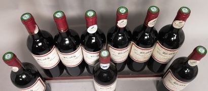 null 9 bouteilles Château D'ARGUIN - Graves 7 de 1998 et 1 de 1995. 

Étiquettes...