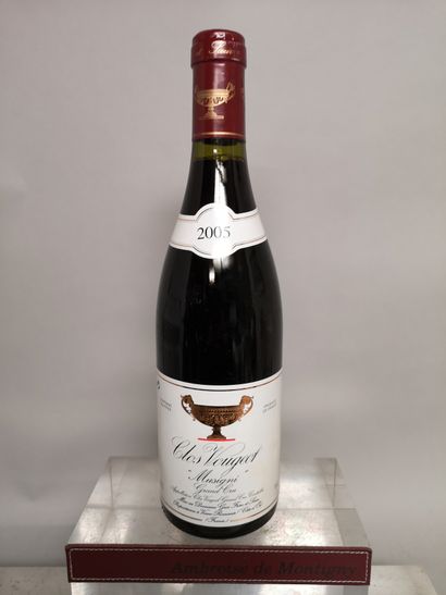 null 1 bouteille CLOS de VOUGEOT Grand cru "Musigni" - GROS Frere Soeur 2005 

Étiquette...