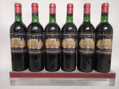 null 6 bouteilles Château PALMER - 3e GCC Margaux 1974 

4 niveaux légèrement ba...