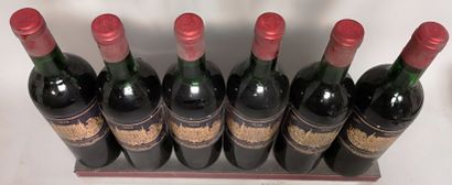 null 6 bouteilles Château PALMER - 3e GCC Margaux 1974 

4 niveaux légèrement ba...