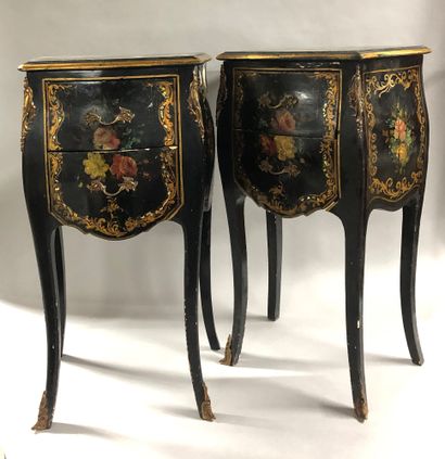 null Small pair of chests of drawers in blackened wood and mother-of-pearl inlays...