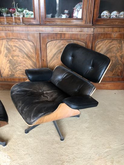 null Ray (1907-1958) and Charles (1912-1988) EAMES

Lounge Chair model " Lounge Chair...