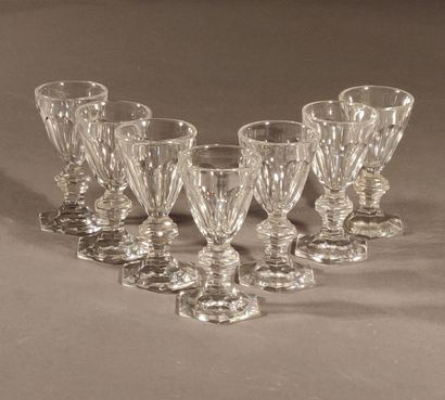 null BACCARAT, HARCOURT model

Part of service of glasses including 39 glasses:

-...