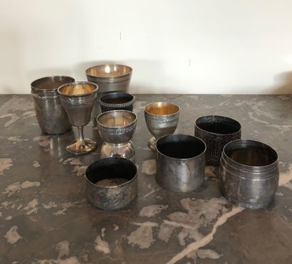 null 
Silver lot including : 




3 timbales, 4 egg cups and 4 napkin rings. 




Weight...