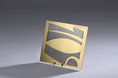 Jean LEGROS (1917-1981) Relief, circa 1968

Brass and black lacquered brass. 

Workshop...