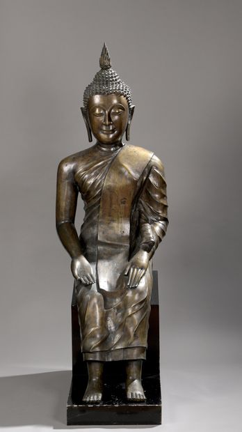 STATUE in copper alloy, Buddha seated, hands...