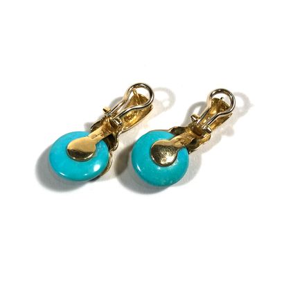 null Paire de boucles d'oreilles en or jaune 18K 750‰, ornées de cabochons d'amazonite...