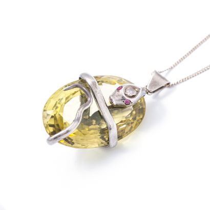 null Silver 800‰ pendant holding a quartz representing a snake set with a rose-cut...