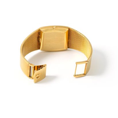 null Omega

Montre bracelet en or jaune 18K.

Modèle Constellation, mouvement quartz.

Signée...