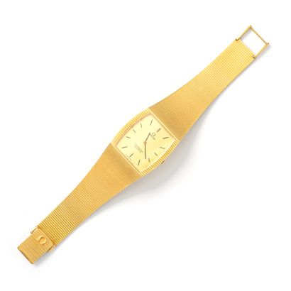 null Omega

Montre bracelet en or jaune 18K.

Modèle Constellation, mouvement quartz.

Signée...