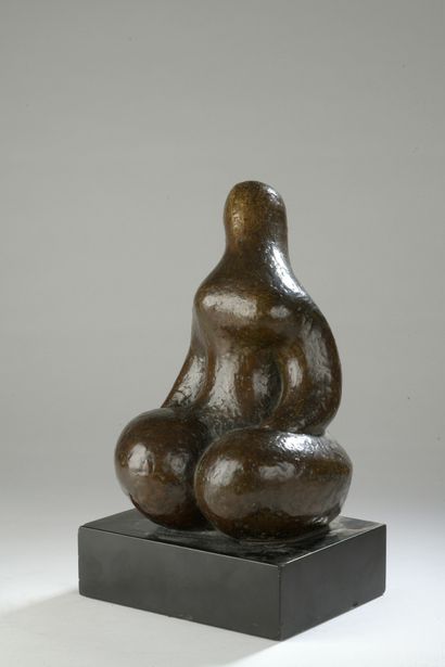  Louis Bancel (1926-1978) 
Kneeling woman 
Bronze with light brown patina Signed...