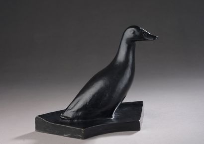 null François Pompon (1855-1933) 

Canard sur l’eau, 1911-1922

Épreuve en bronze...