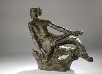 null Pierre Blanc (1902-1986) 

Female figure

Bronze with light brown patina shaded...