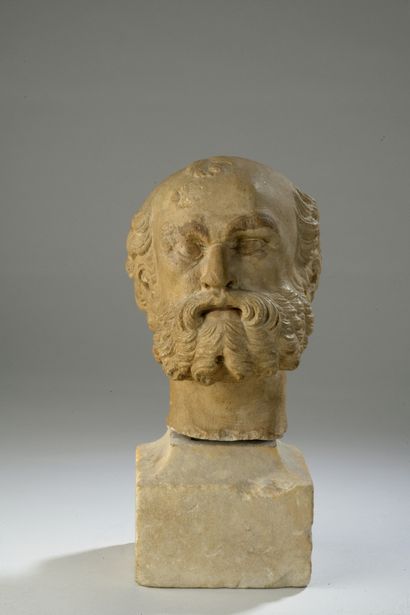 null France, mid 16th century 

Head of a bearded man

Patinated stone

H. 17,5 cm...